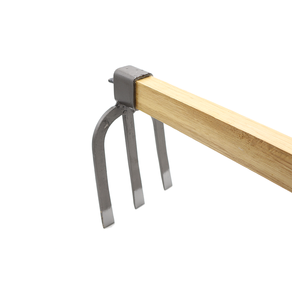 Azada de 3 dientes con mango de madera Zenport ZJ0012